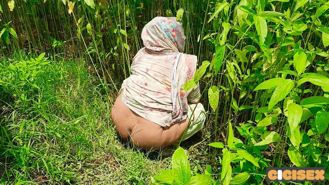 indian deshi village beautiful collage girl hardly doggy style fucking enjoy time video. yüksek çözünürlükte donmadan izle